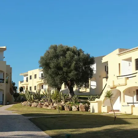 T1 Quinta Nova - *